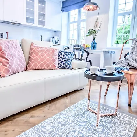 Family Luxury Nature Apartment, 1-6, 2 Sypialnie I Salon, 100m Bazylika Appartamento *